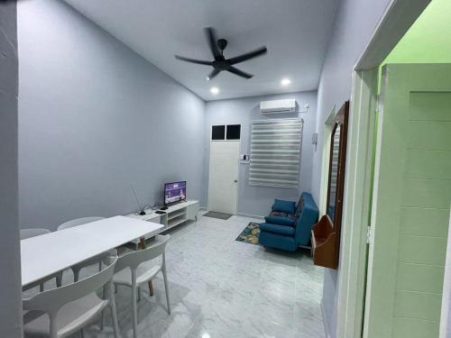 Homestay 4S in Bukit Payong