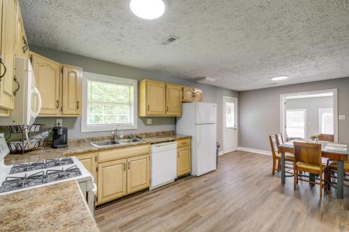 Huntsville Vacation Rental with Fire Pit in Huntsville, USA