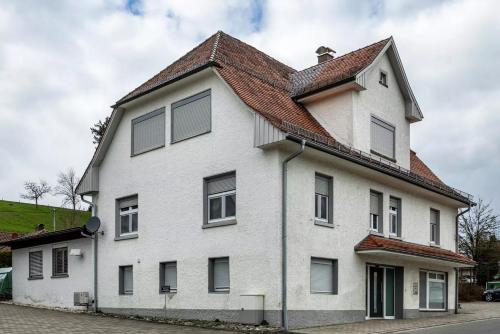 2 Zimmerwohnung in 88099 Neukirch ab 2 Übernachtungen in Neukirch, Deutschland