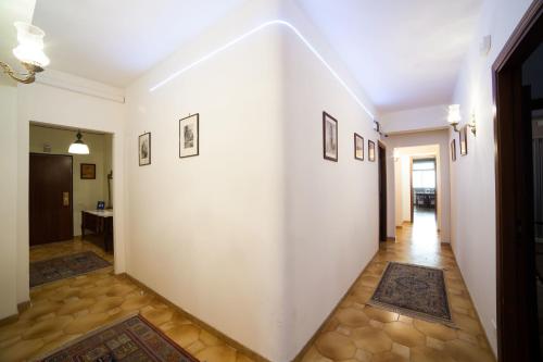 บริการและสิ่งอำนวยความสะดวก, เบดแอนด์เบรคฟัส 2 คาวาลิเร (Bed and Breakfast Il Cavaliere) in ตราปานี