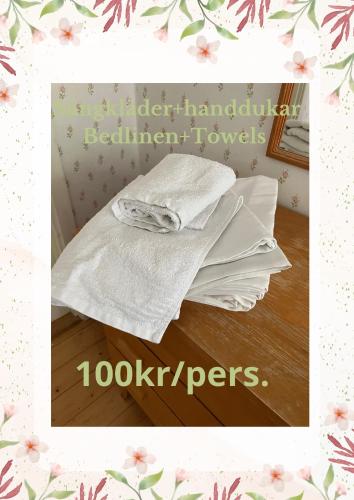 2 bedrooms, 4 beds