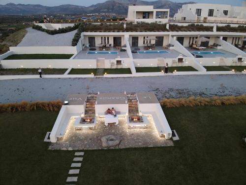 La Grande Vue-Private hilltop villas with private pools