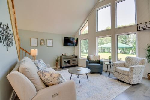 Lakefront Sunburg Vacation Rental w/ Boat Dock! in Spicer
