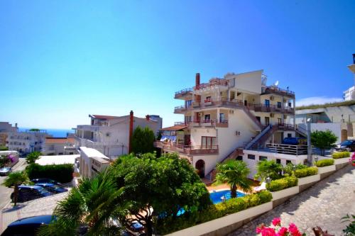 Kleopatra Apartments - image 11
