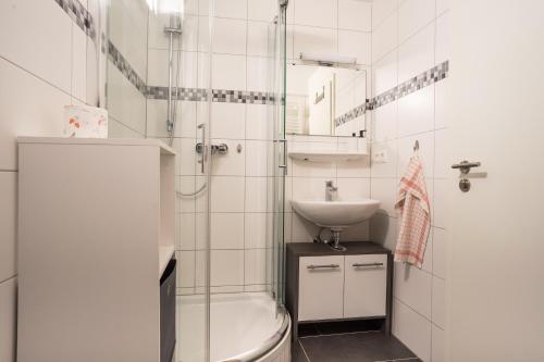 Fürdőszoba, Apartmentvermietung Ingrid Bolkart - Landleben 6 in Illertissen