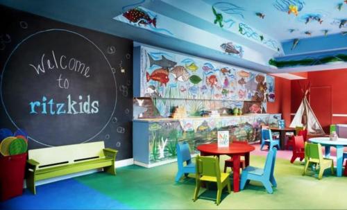 Gyermekklub, Unique 1BR Suite Condo Located at Ritz Carlton-Key Biscayne in Key Biscayne (FL)