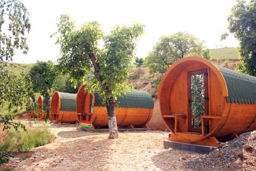 Butoiașele Montesanto - Explora y Alegrate