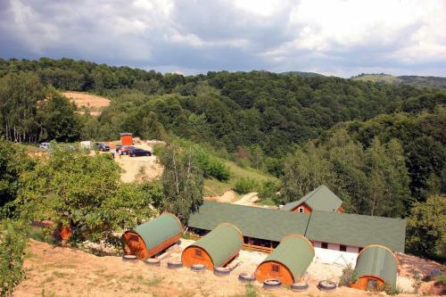 Butoiașele Montesanto - Explora y Alegrate (Butoiasele Montesanto - Explora y Alegrate) in Lăschia