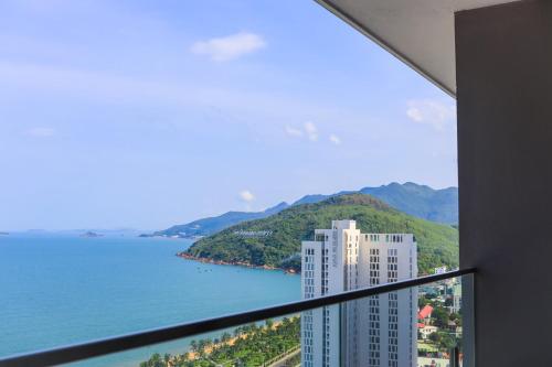Căn hộ Flc 6 phòng ngủ view biển