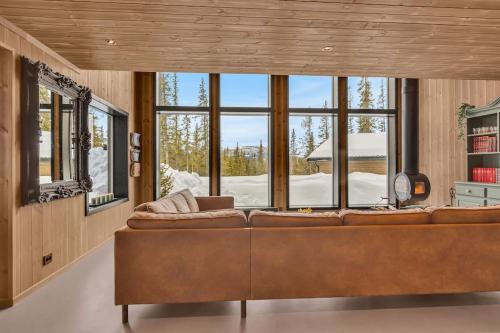 Peaceful Oasis. Panoramic forest- & mountain view. Sauna.