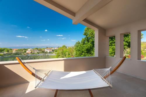 Villa OLIVE OCEAN with pool and seaview