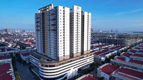 The Star Polaris 23 condominium phnom penh in Mean Chey