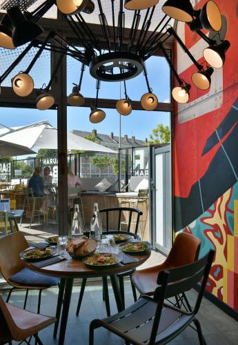 Étterem, Hotel Mercure Le Havre Centre Bassin du Commerce in Le Havre Városközpont