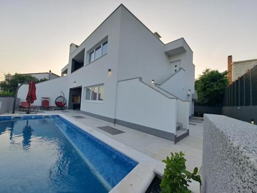 Luxury Villa Viva - Accommodation - Kastel Novi