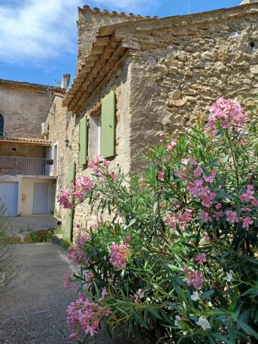 Maison de village en pierre - Puyméras