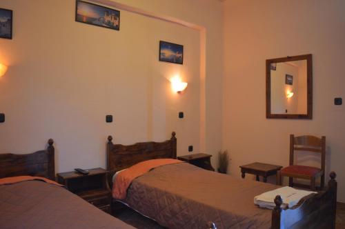 1 double bed