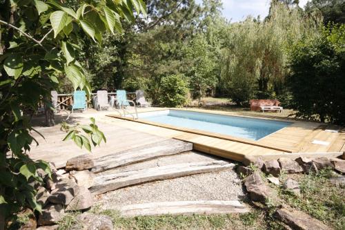 Gîte La Réserve avec Jardin et Piscine