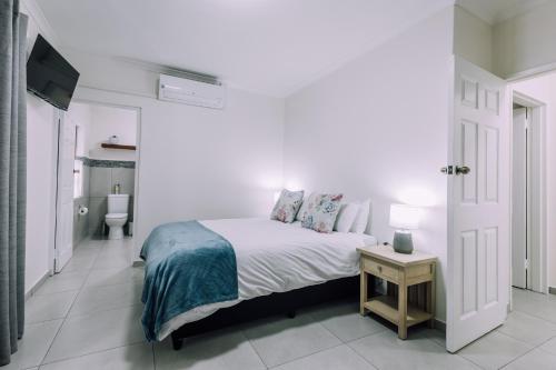 Cornerstone Guesthouse Alk Van Zyl Room Type - Double Room with Private Bathroom