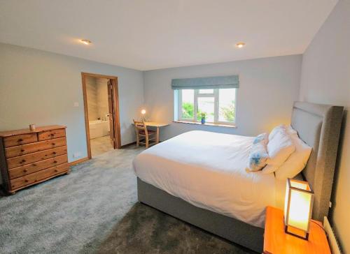 Lark Rise Holiday Home Glenbeigh by Trident Holiday Homes in Kerry