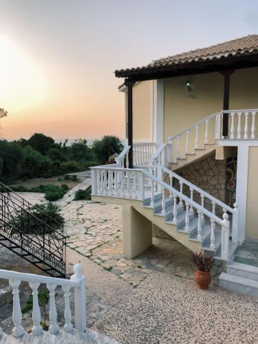 Stamiris Beach Hotel 5