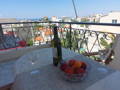 Sea view,big and comfortable appartment in Voula, Athens