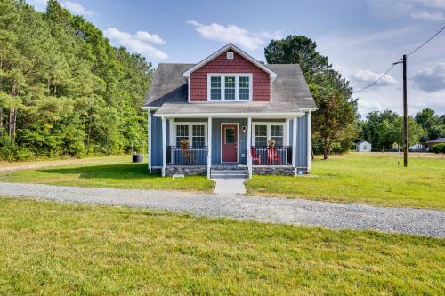 Pet-Friendly The Wray Cottage with Large Backyard!