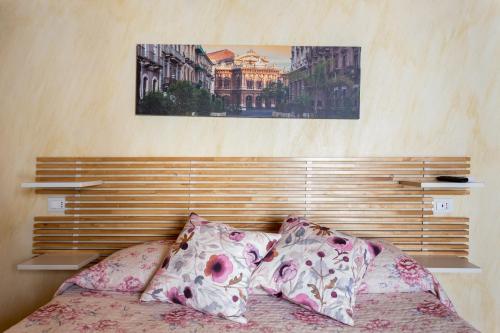 Mary's House – Catania, CA