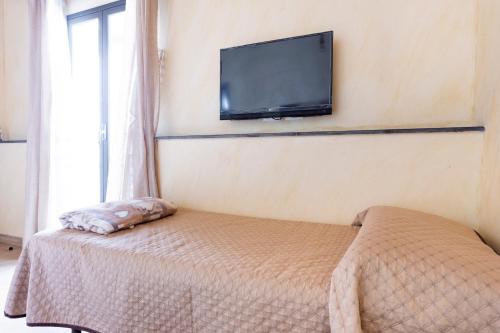 Mary's House – Catania, CA