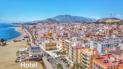 ガルチャ Hostal playa Dreams nautico Adults 4つ星 ホテル レストラン