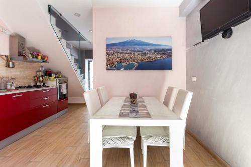 Mary's House – Catania, CA