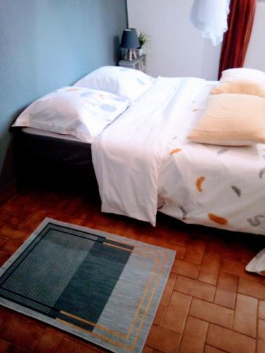 La Chambre bleue in ลิเบรวีลล์