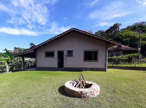 Casa Rosa Lumiar, Cachoeira Particular e Fazendinha, Lumiar