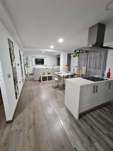 Casa Ramirez Room Type - Three-Bedroom Apartment