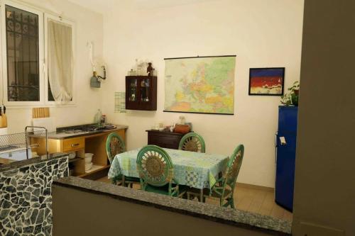 Lovely Flat, ground Floor Centre of Bologna! :)