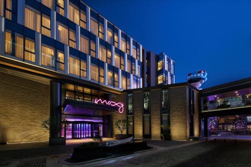 Moxy Xi'an Downtown
