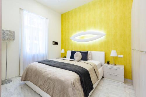 Luxurious Central Apartment next to the Danube River