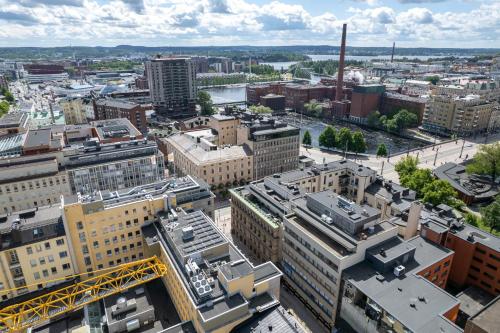 2ndhomes Tampere "Hämeenkatu" Apartment - Renovated Apt in a Historical Building