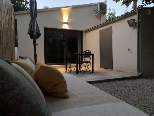 Maisonnette neuve en Provence