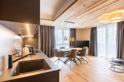 廚房, Zillertal Suites Fügen by ALPS RESORTS (Zillertal Suites Fugen by ALPS RESORTS) in 福根