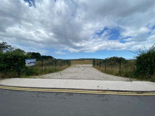 Thurstaston Field