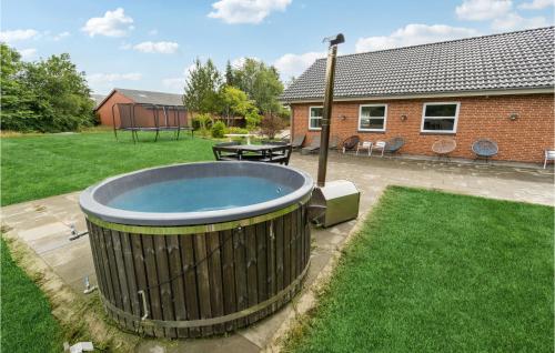 Gorgeous Home In Grindsted With Kitchen