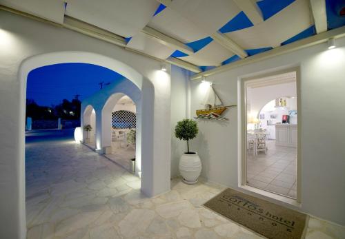 Bejárat, Corfos Hotel in Agio Ioannis