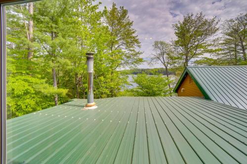Waterfront 'UP Badger Lodge BnB' on Powell Lake in Munising Township (MI)