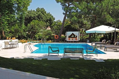 Villa Oasis with Large Pool Athenian Riviera Lagonissi