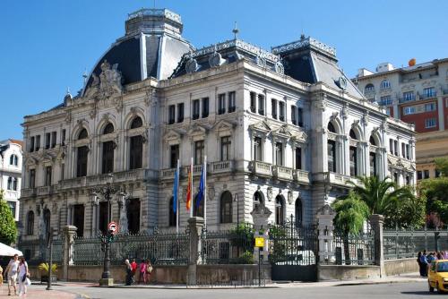 OPERA DUPLEX junto al Teatro Campoamor