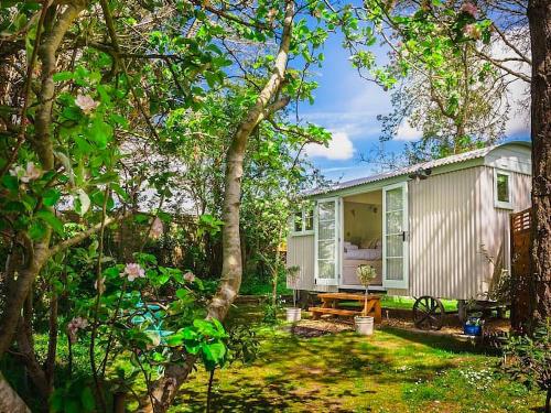 Helens Shepherds Hut