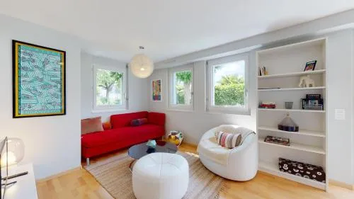 Spacious studio in a quiet area of Sierre in Sierre, Schweiz