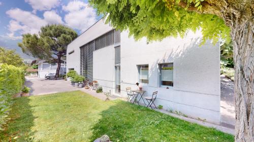 A szálláshely kívülről, Spacious studio in a quiet area of Sierre in Sierre