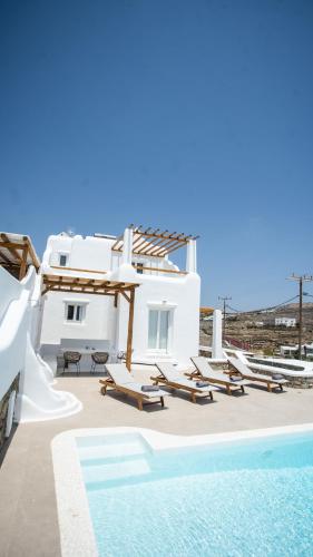 Elia Spirit Villas and Suites by Live&Travel