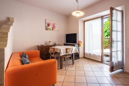  Le Case di Titti 4, Ferienwohnung in Poggio Murella